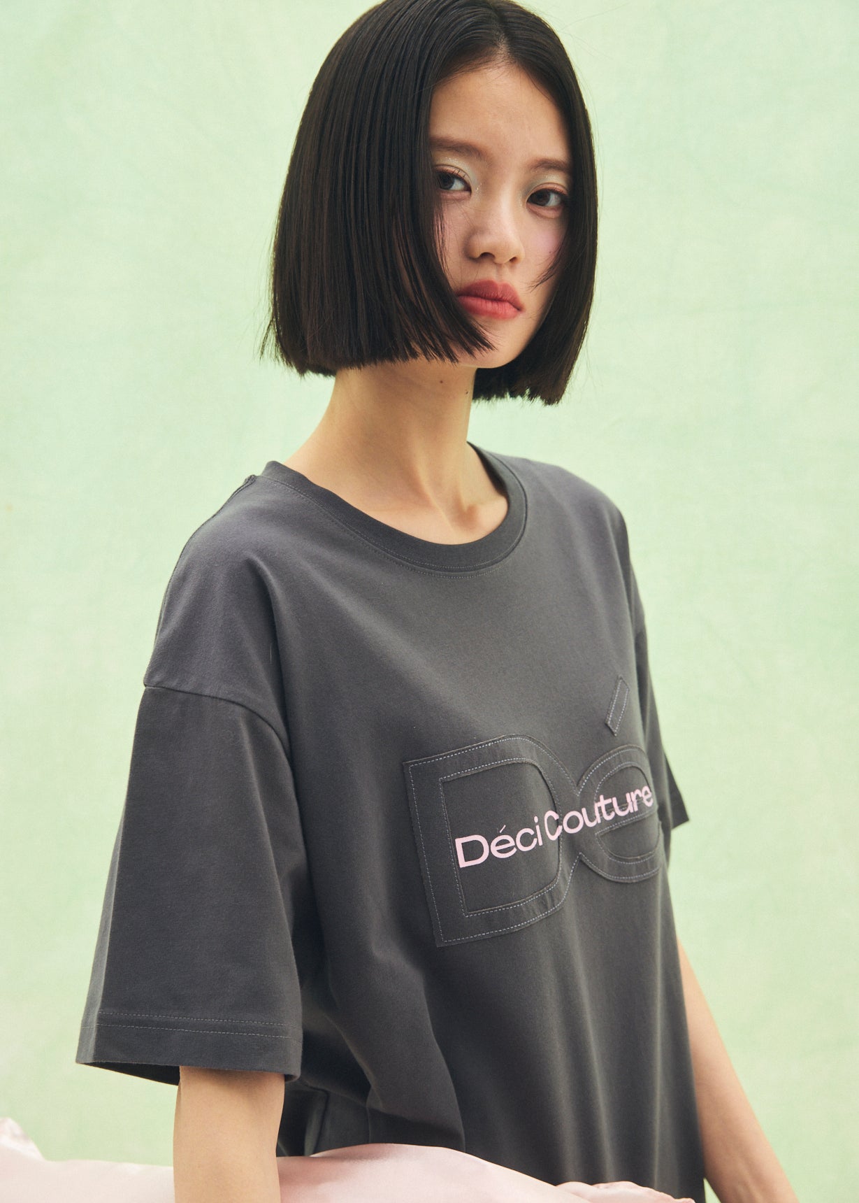 【Big】Cut-Out Logo T-Shirt