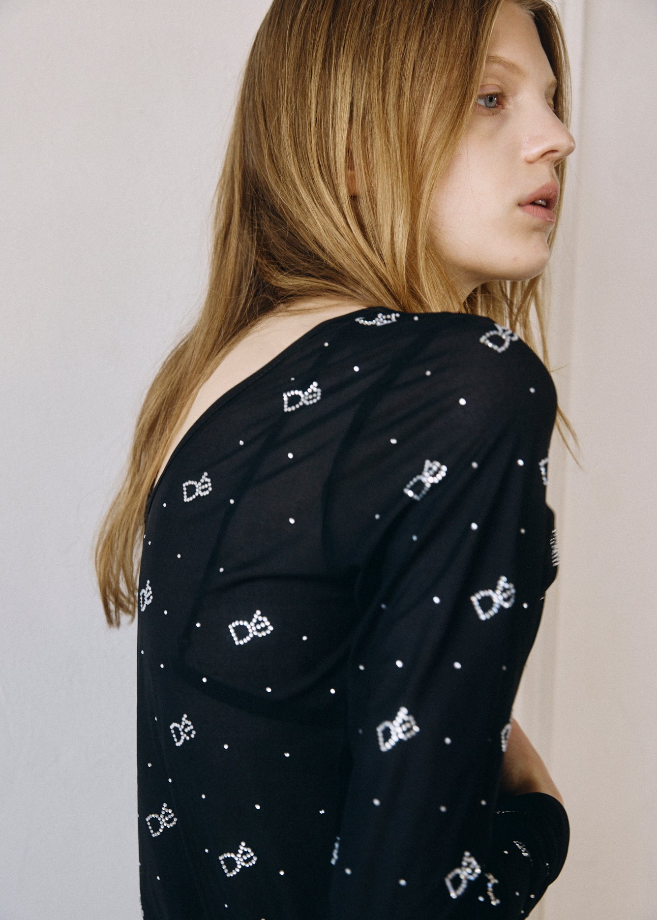 【予約商品】Crystal Logo Sheer Top