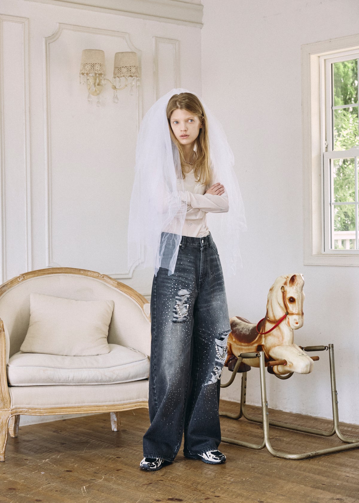 【予約商品】Bijou Damaged Denim