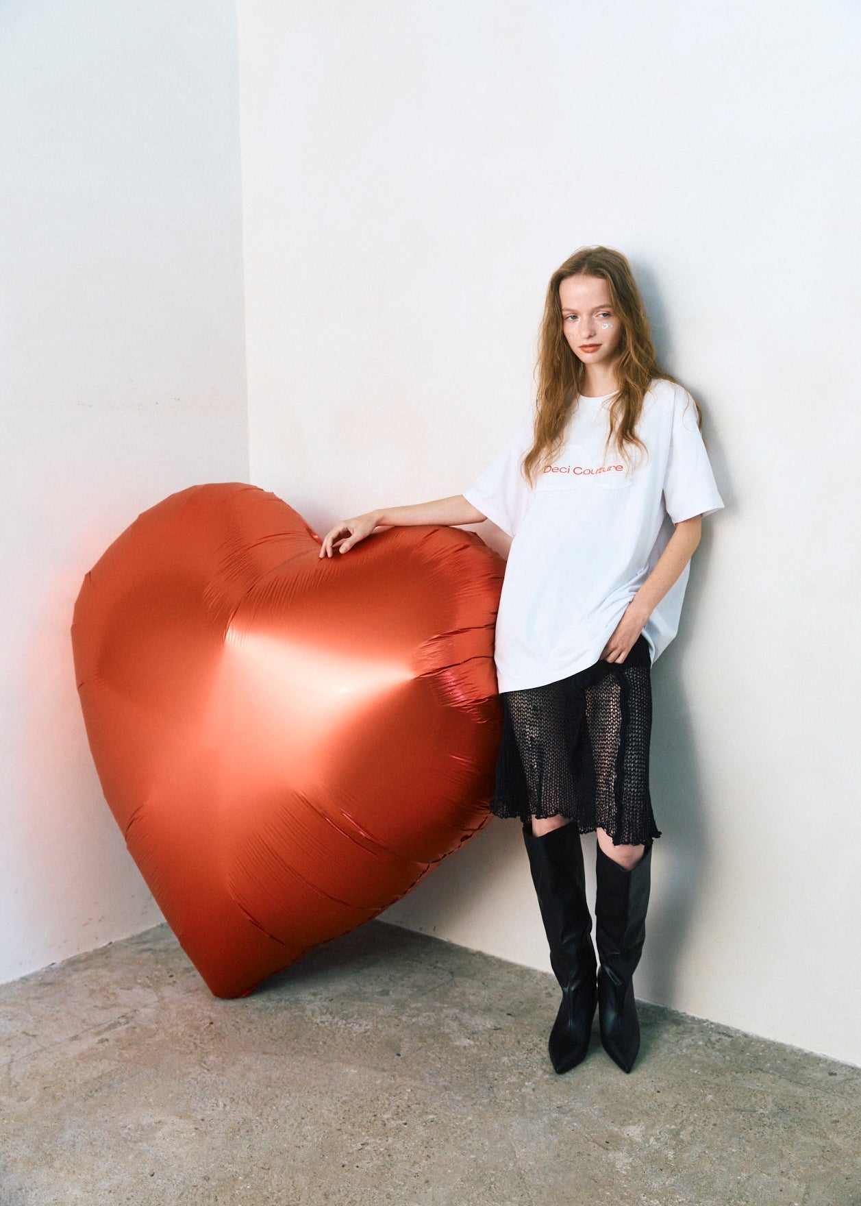 【Big】Cut-Out Logo T-Shirt