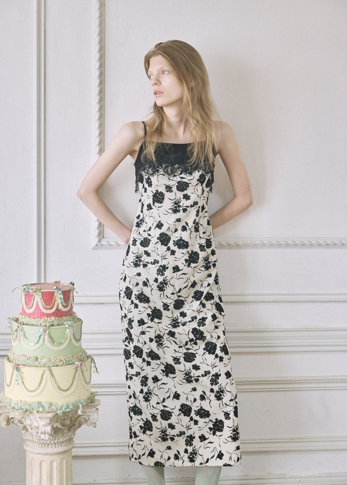 【予約商品】Velour Flower Cami Dress