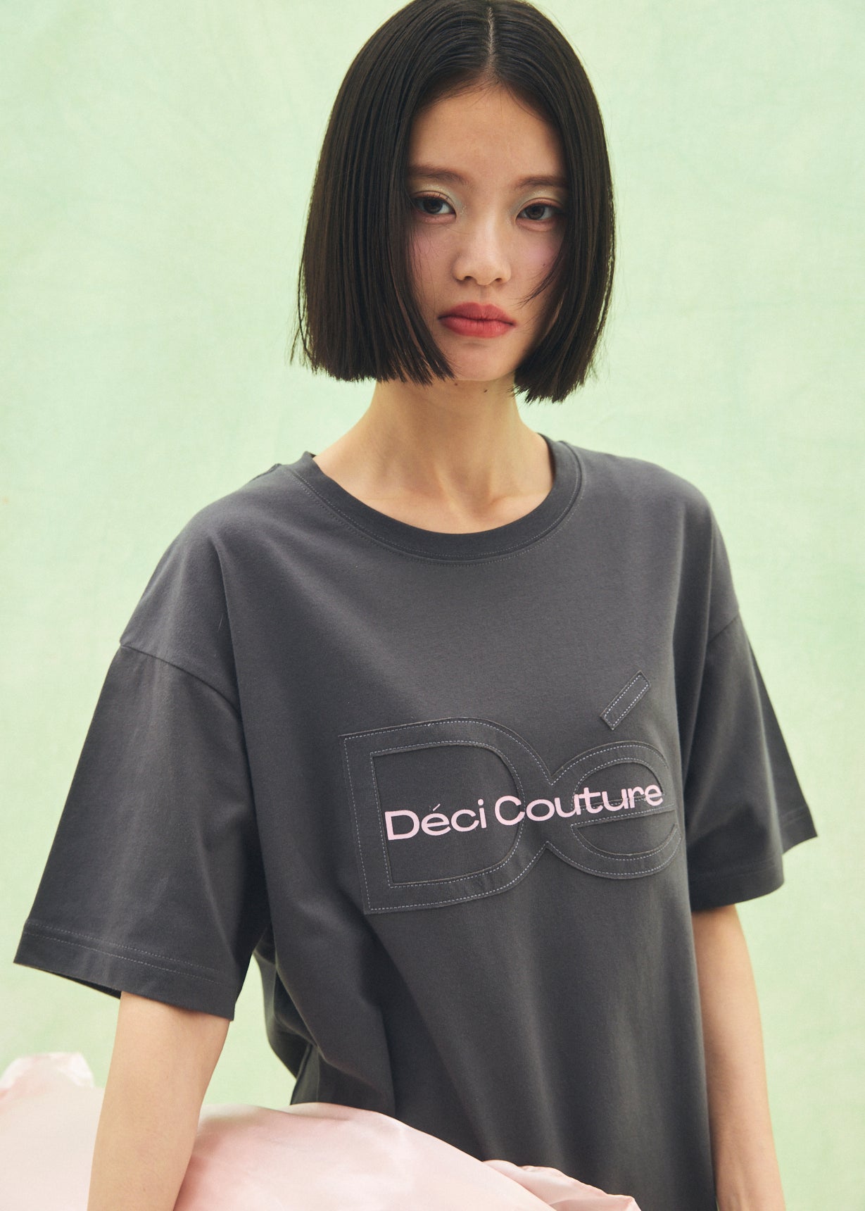 【Big】Cut-Out Logo T-Shirt