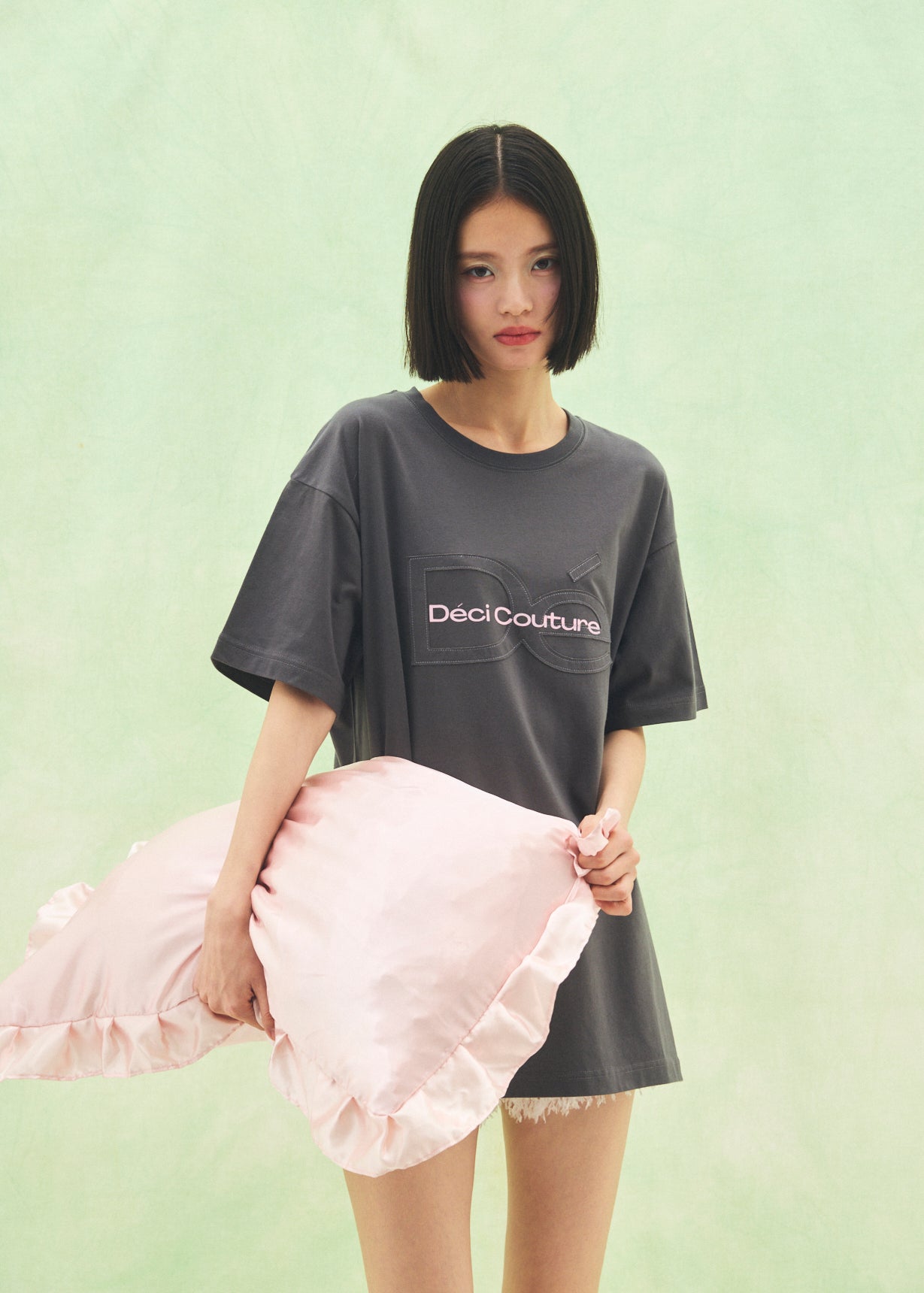 【Big】Cut-Out Logo T-Shirt