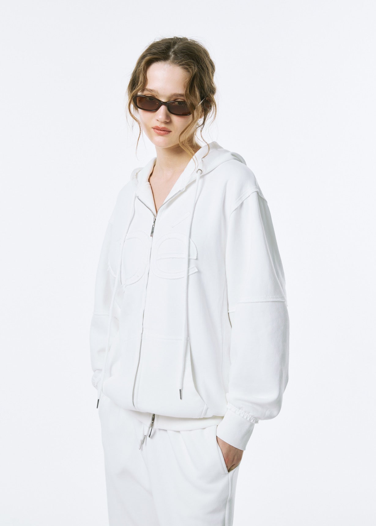 Dé Logo Zip Hoodie