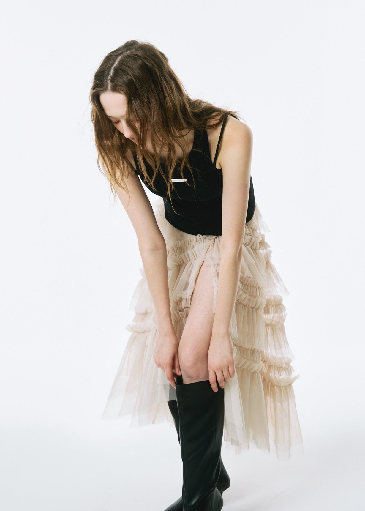 Slit Frilled Tulle Skirt