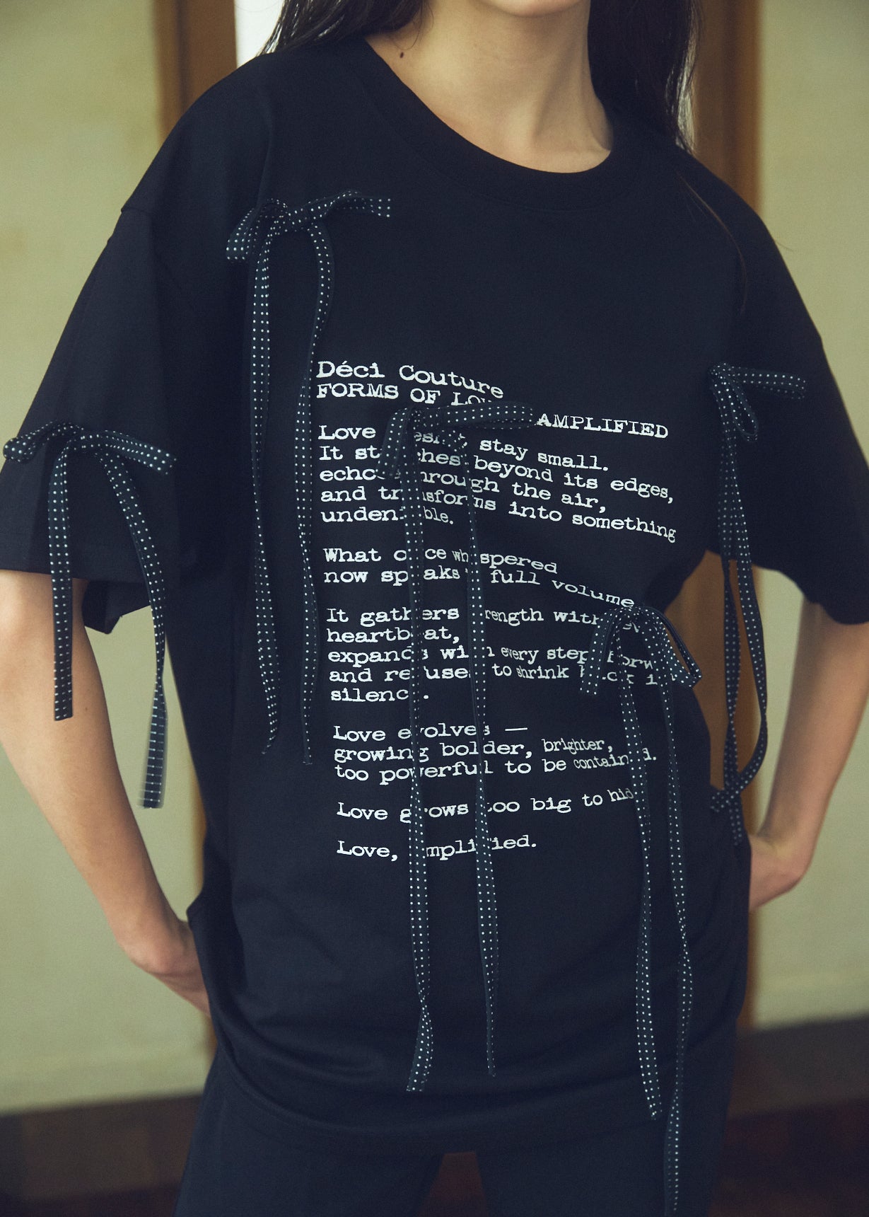 Dot Ribbon Print T-Shirt