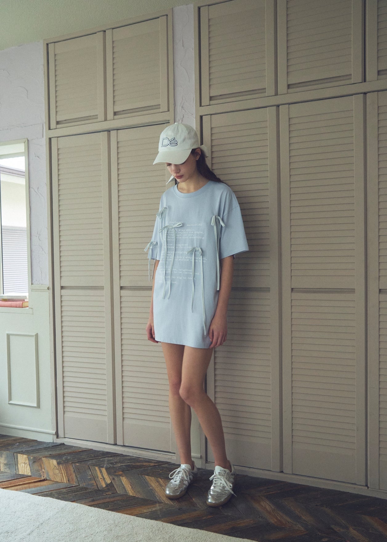 Dot Ribbon Print T-Shirt