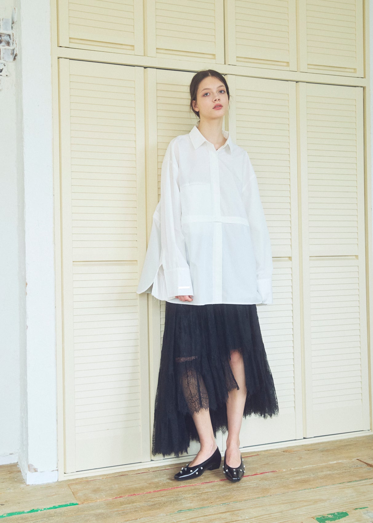 Asymmetric Lace Skirt