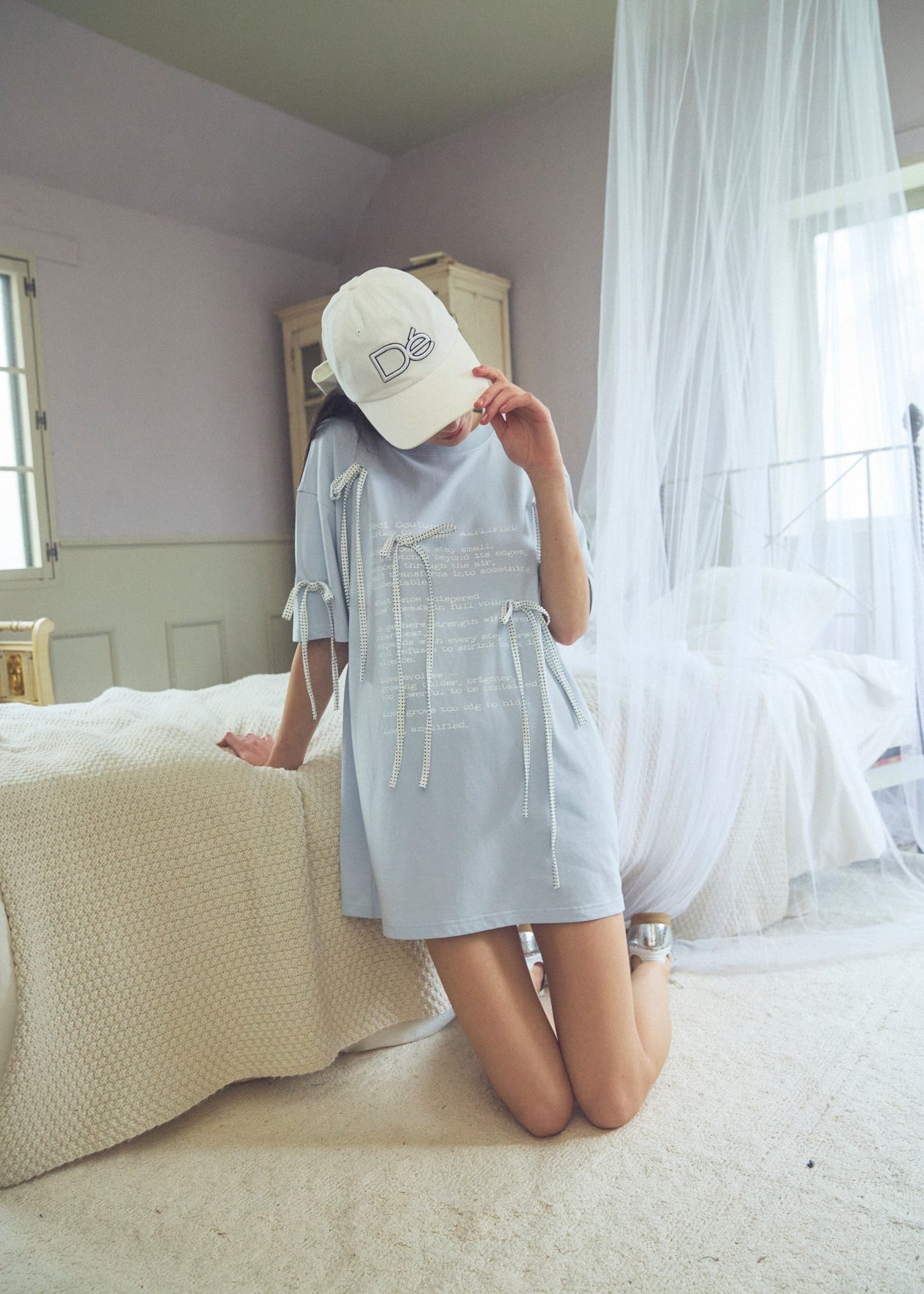 Dot Ribbon Print T-Shirt
