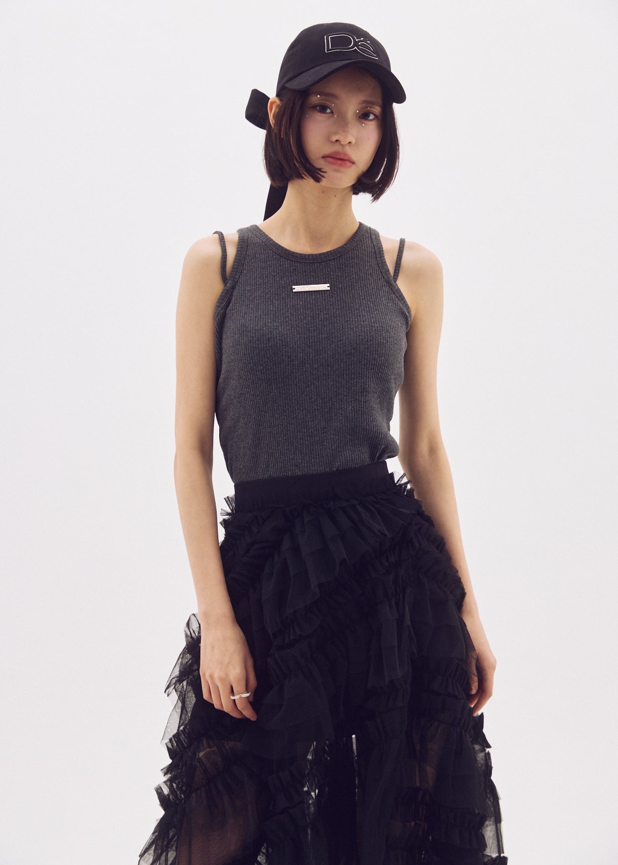 Slit Frilled Tulle Skirt