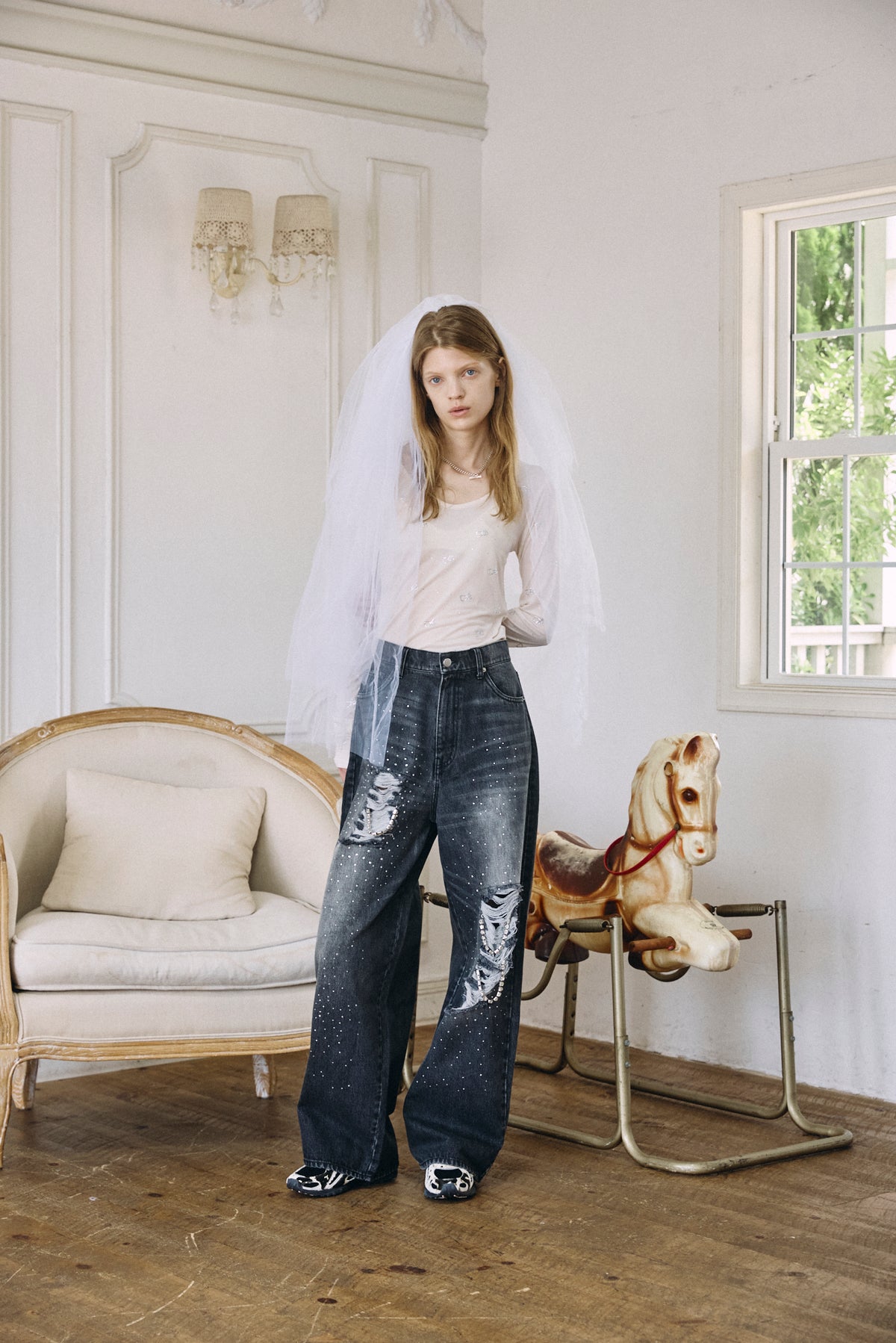 【予約商品】Crystal Logo Sheer Top