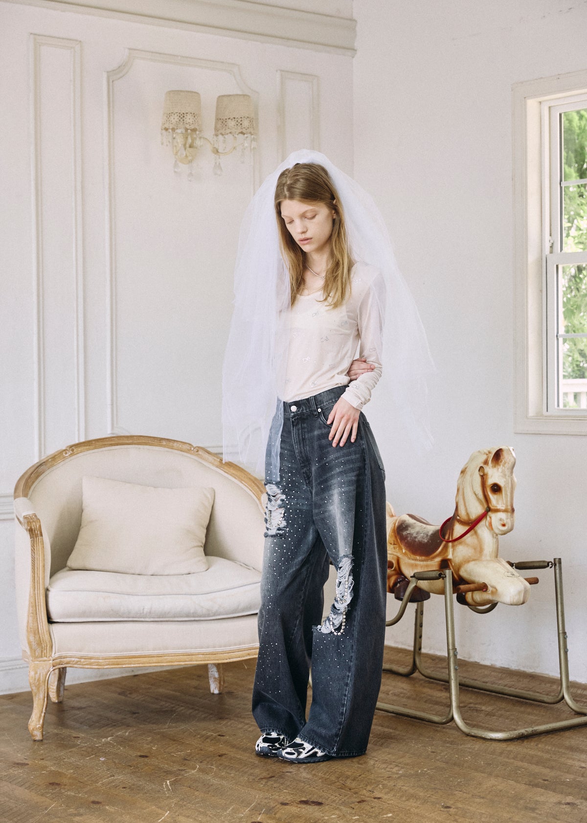 【予約商品】Crystal Logo Sheer Top