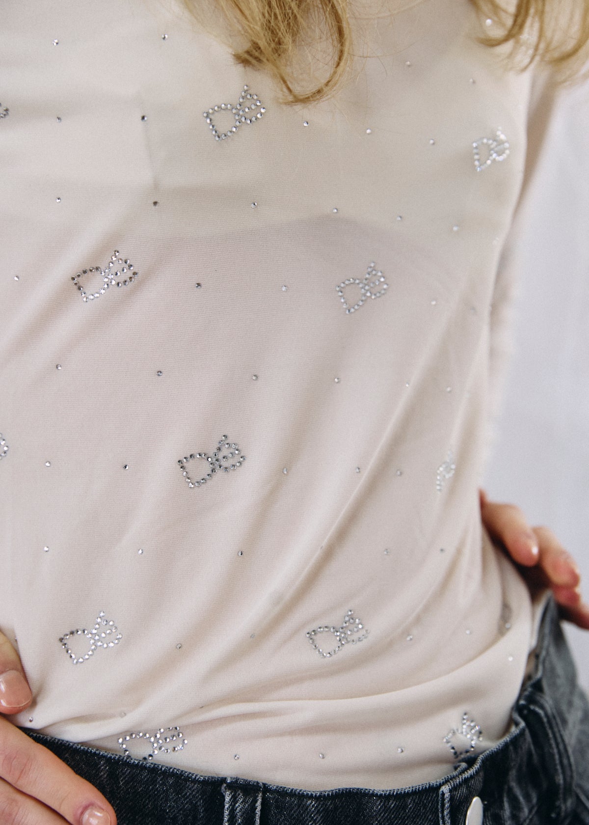 【予約商品】Crystal Logo Sheer Top