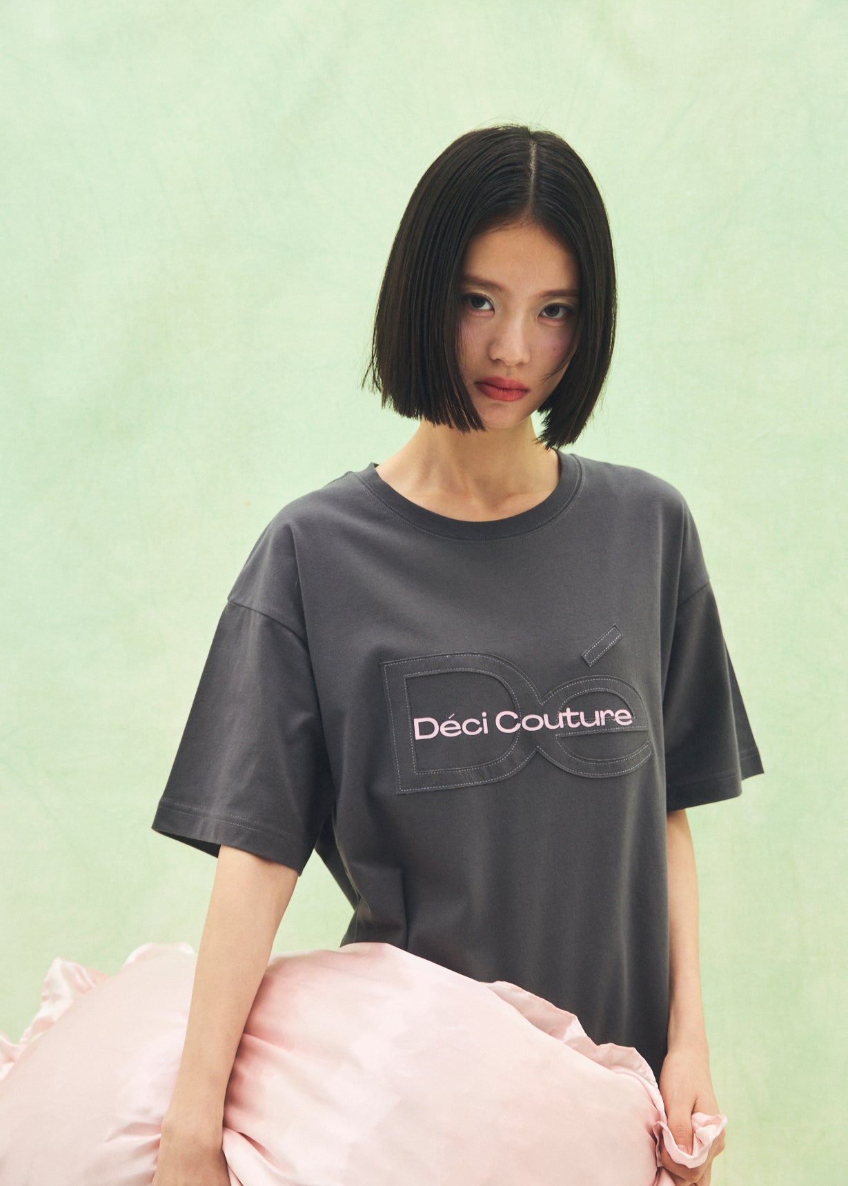 【Big】Cut-Out Logo T-Shirt