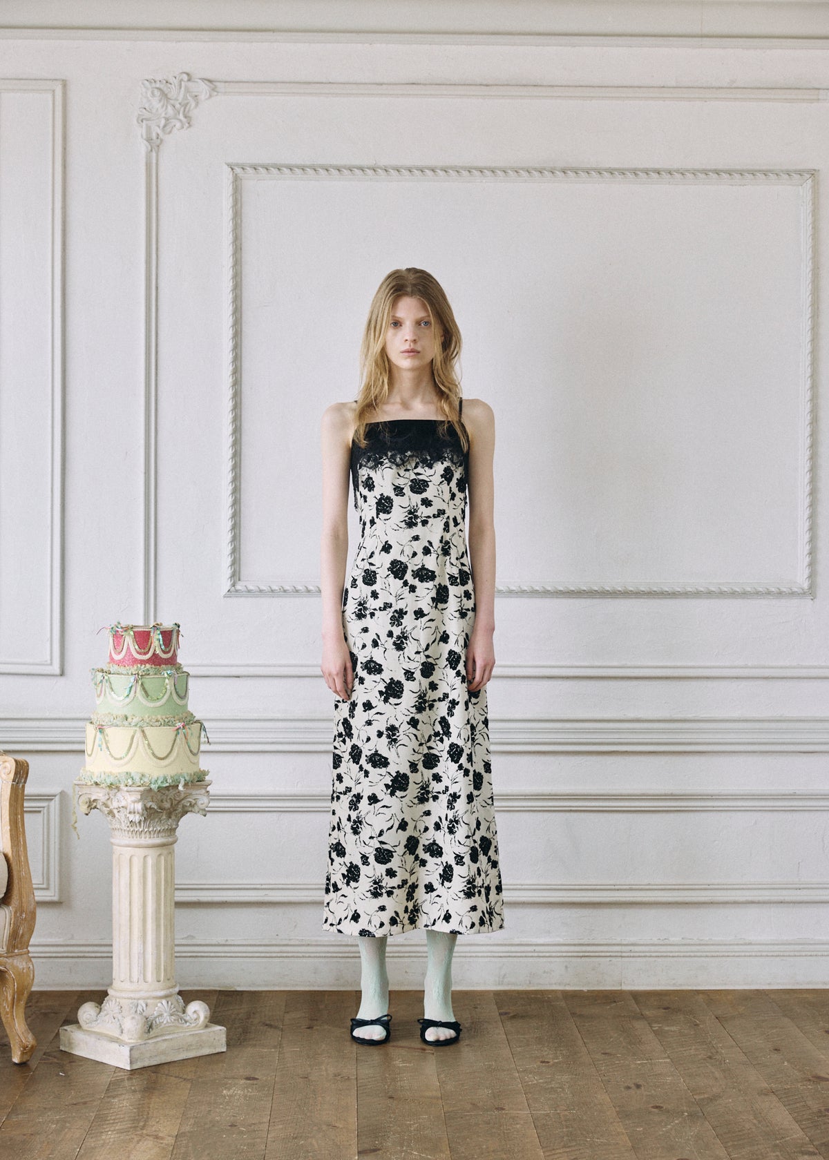 【予約商品】Velour Flower Cami Dress