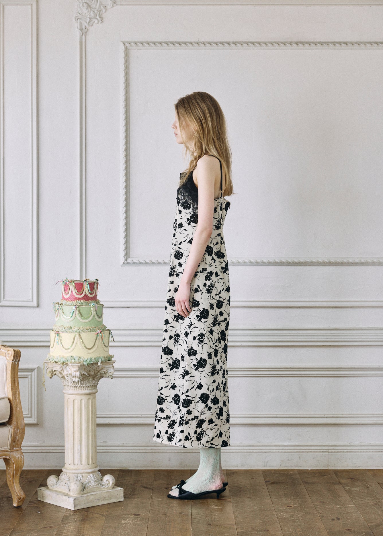 【予約商品】Velour Flower Cami Dress