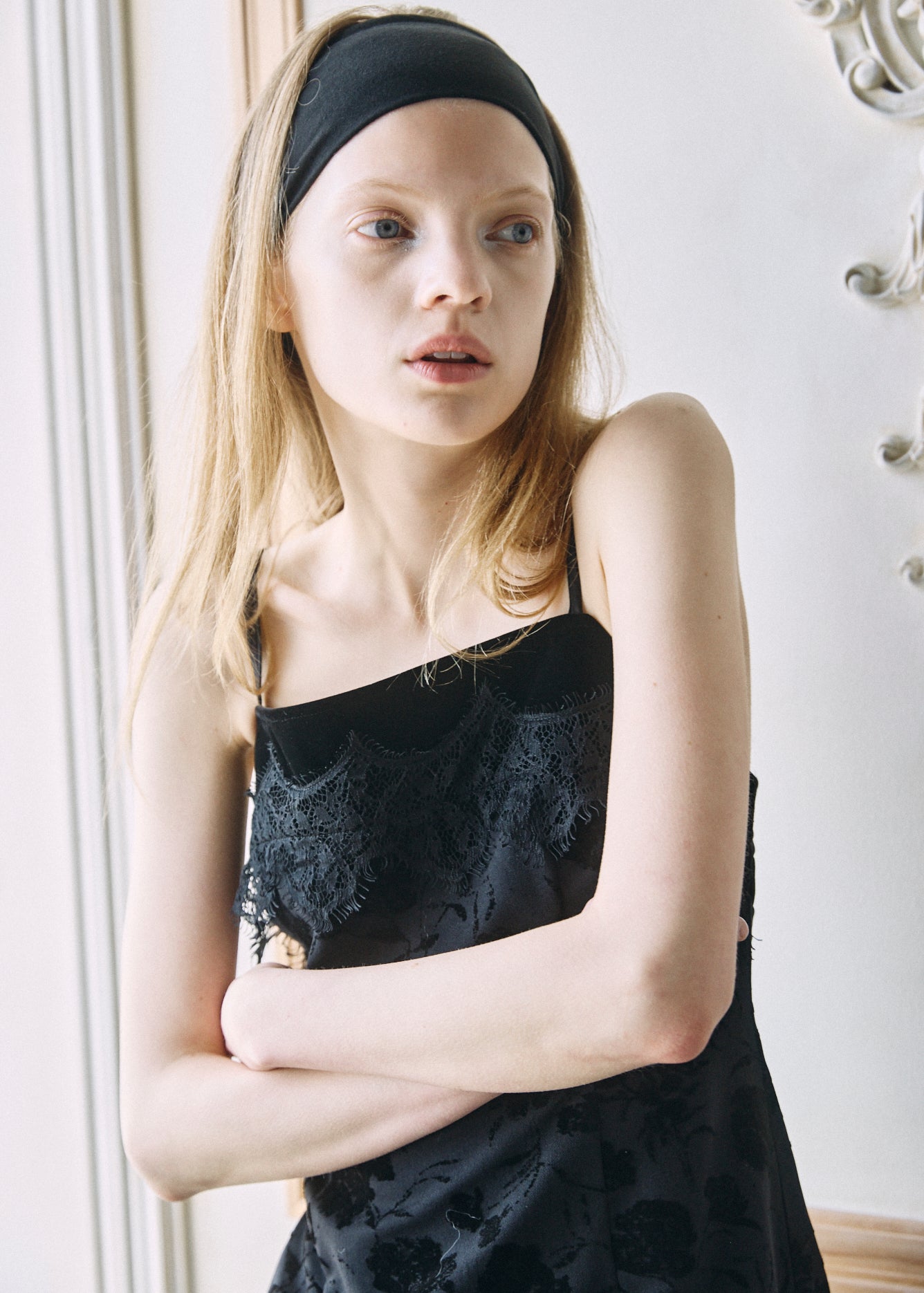 【予約商品】Velour Flower Cami Dress