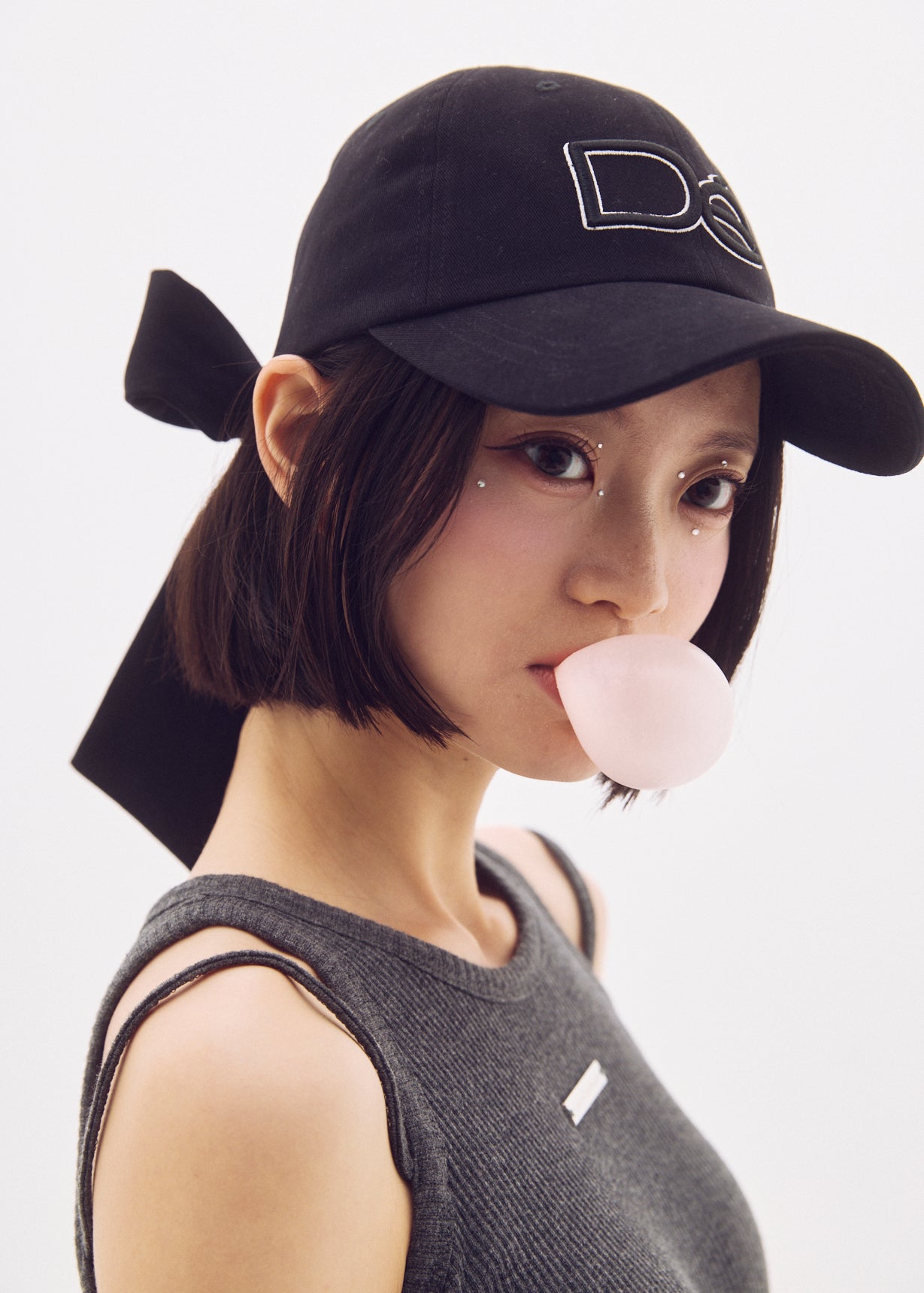 Dé Logo Ribbon Cap