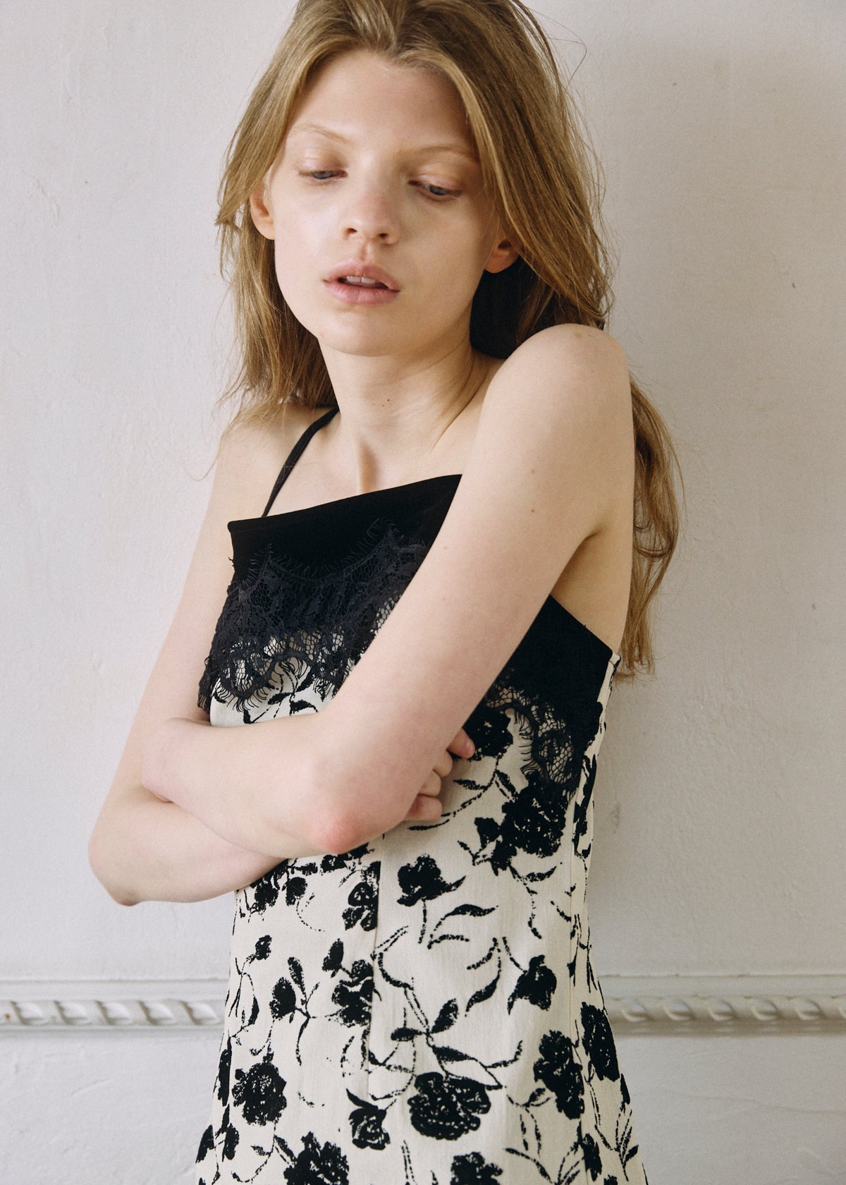 【予約商品】Velour Flower Cami Dress