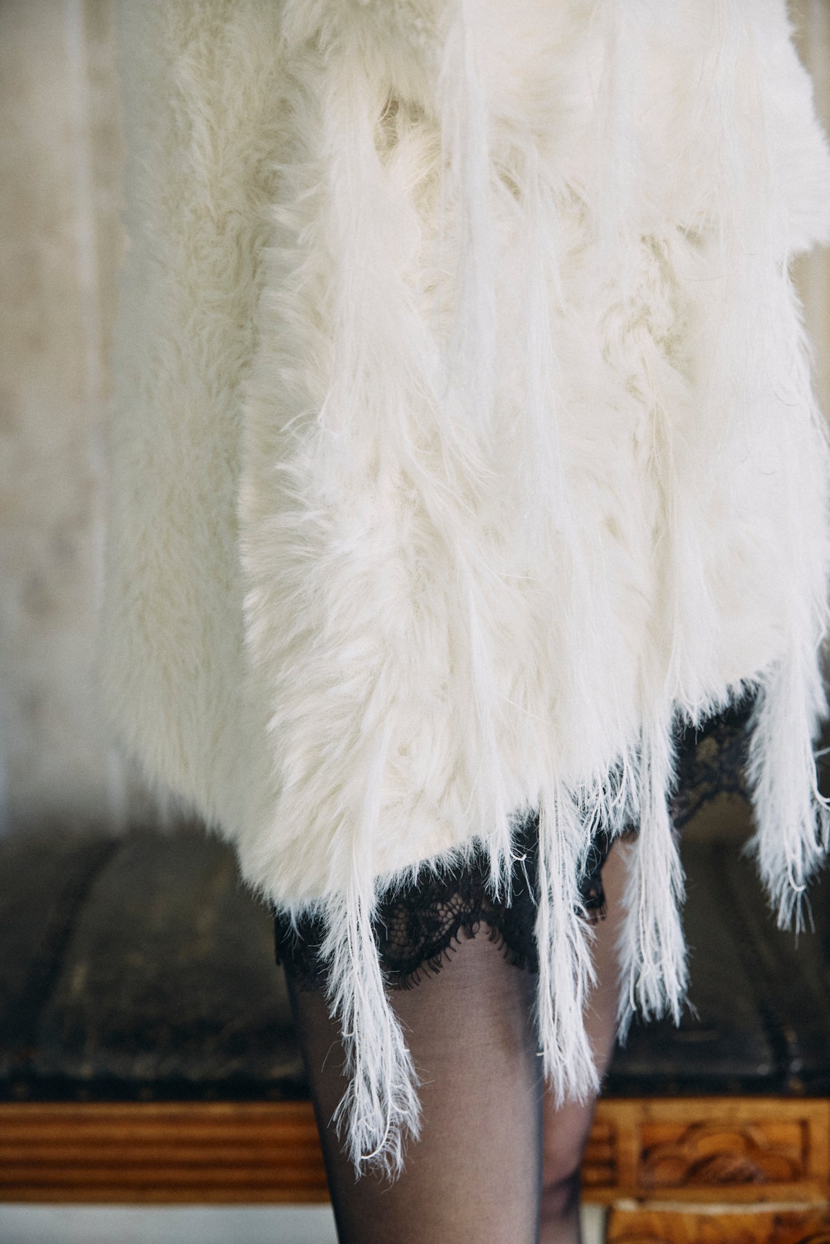 【予定商品】Off Shoulder Feather Knit
