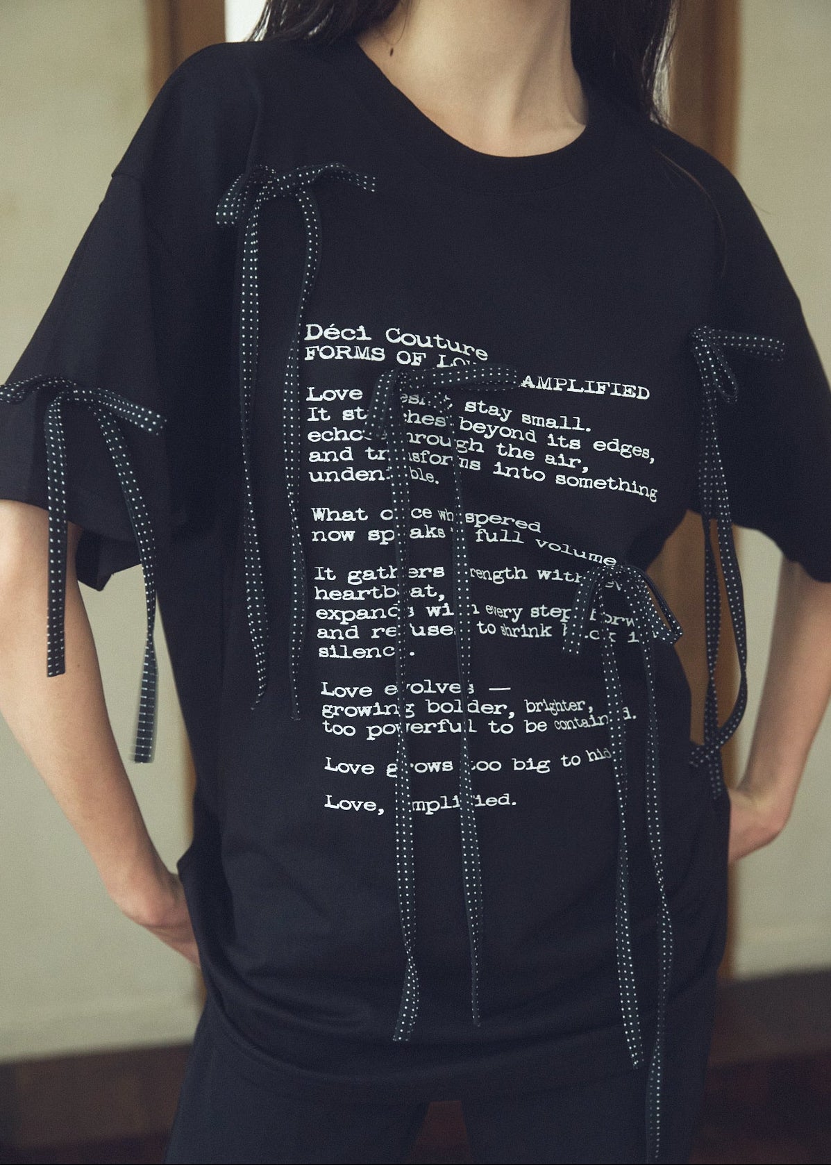 Dot Ribbon Print T-Shirt