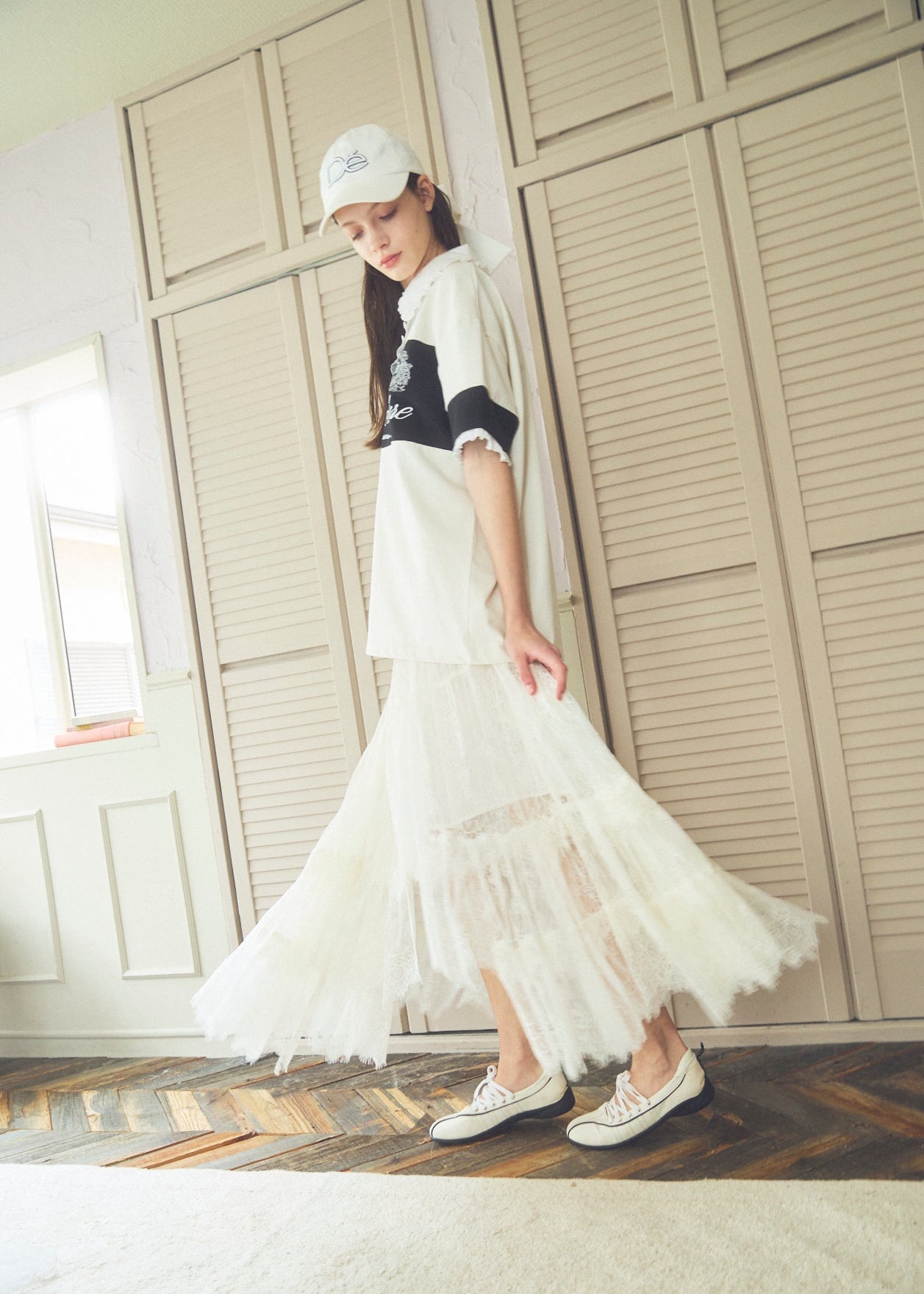 Asymmetric Lace Skirt