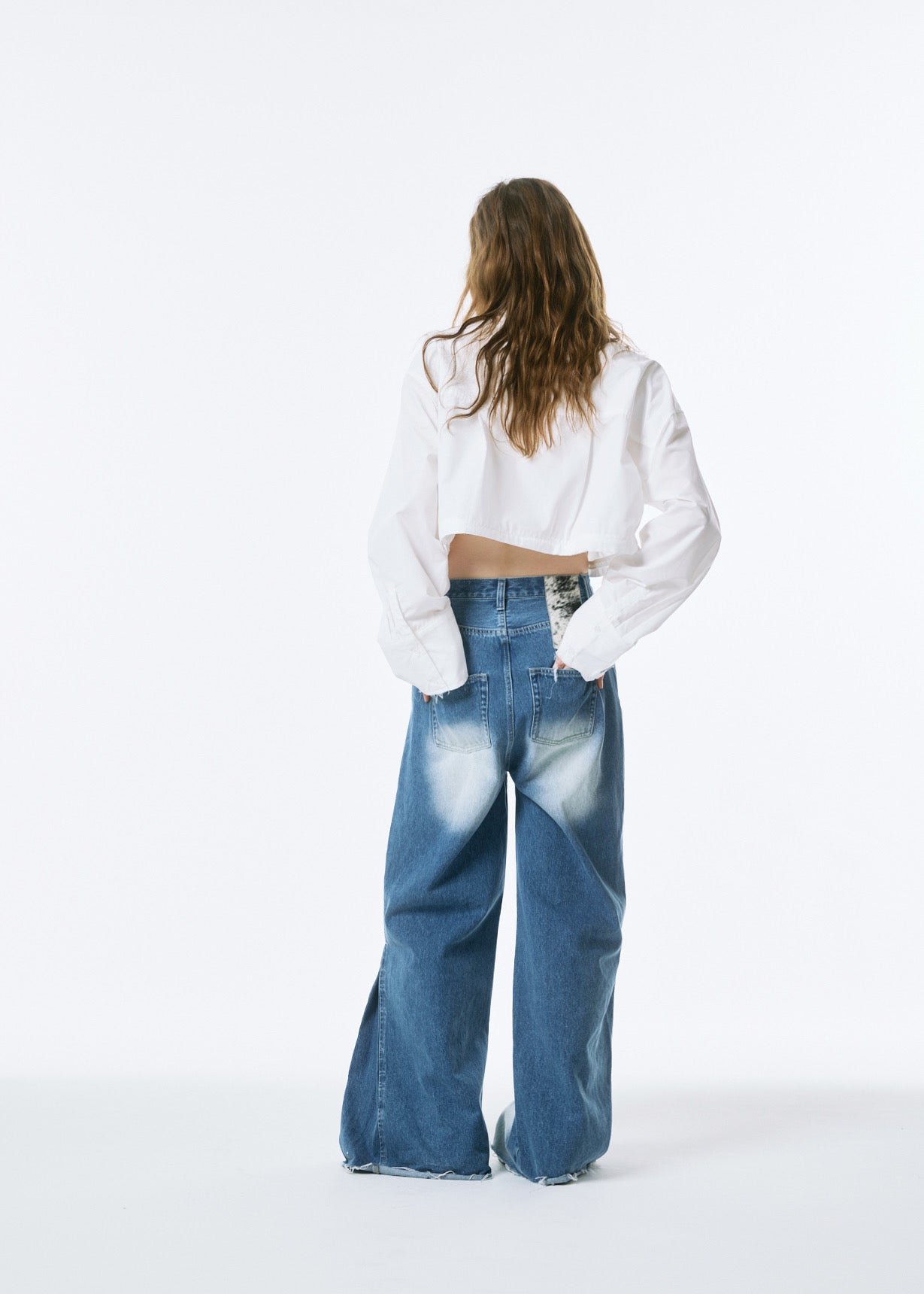 Side-Tuck Wide Denim