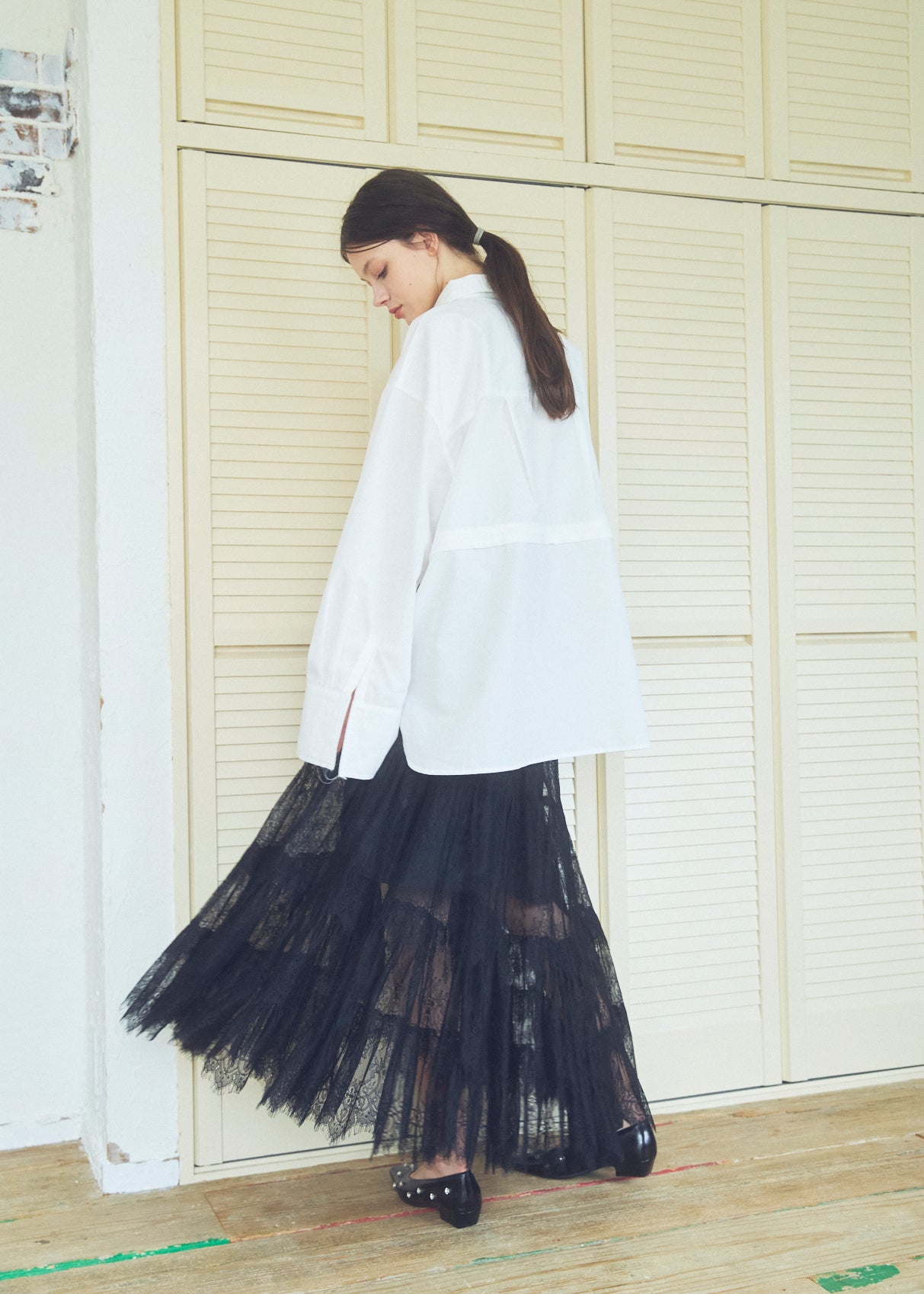 Asymmetric Lace Skirt