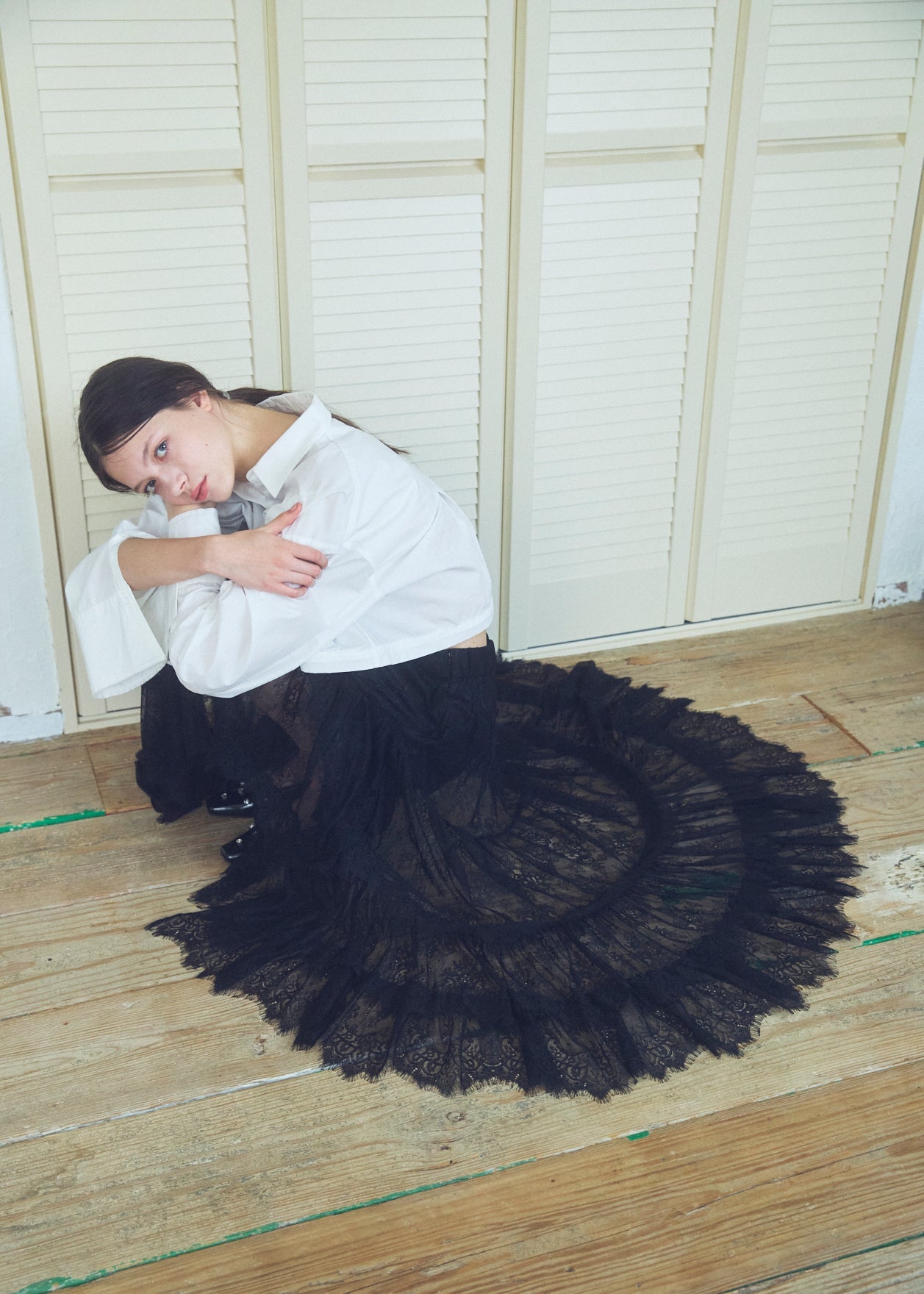 Asymmetric Lace Skirt