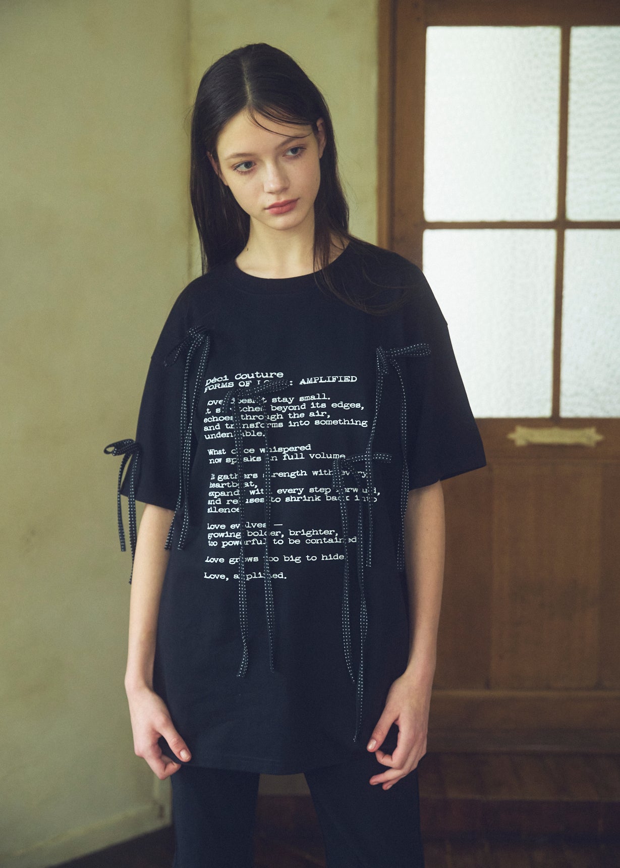 Dot Ribbon Print T-Shirt