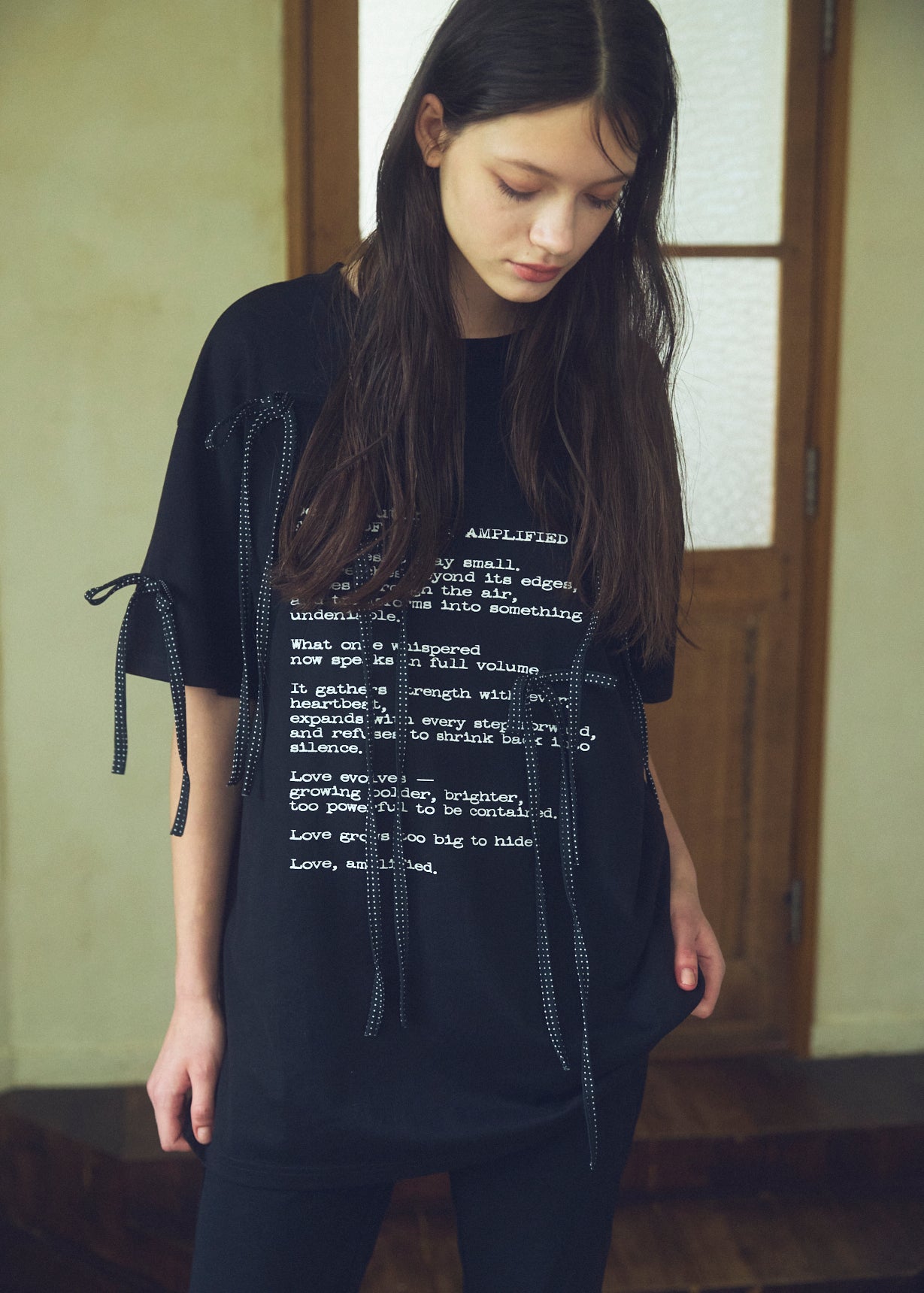Dot Ribbon Print T-Shirt