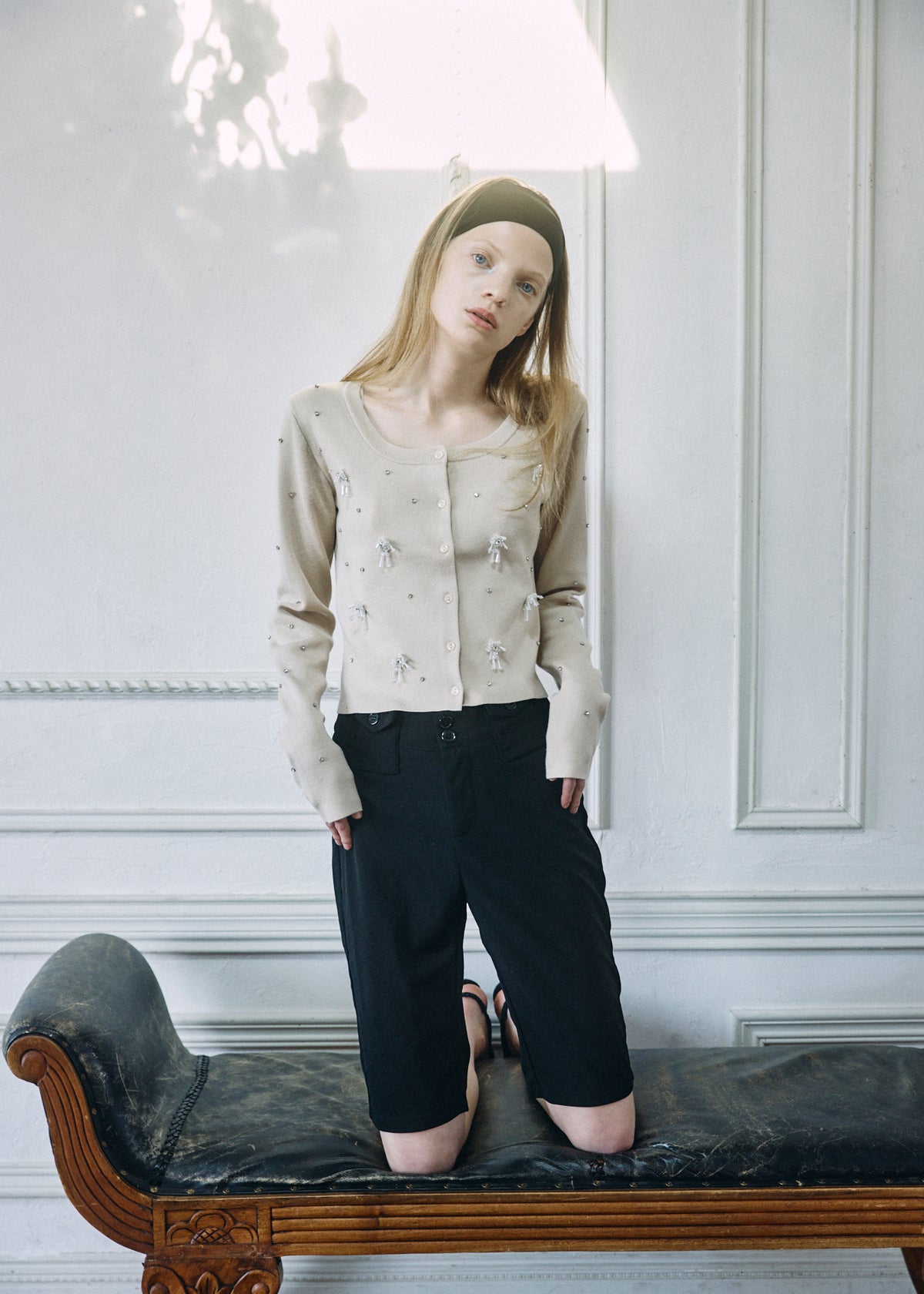 【予約商品】Beaded Bijou Knit Cardigan