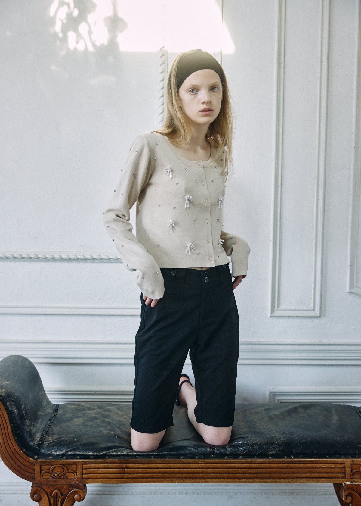 【予約商品】Beaded Bijou Knit Cardigan