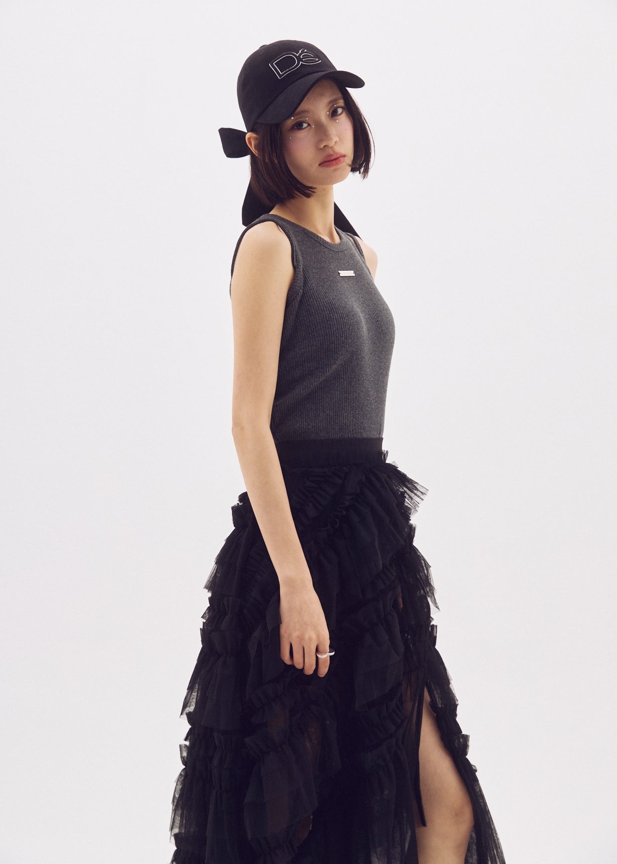 Slit Frilled Tulle Skirt