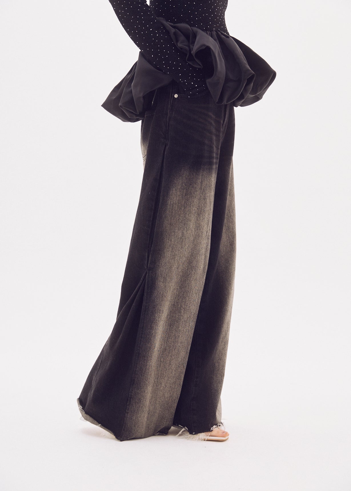 Side-Tuck Wide Denim